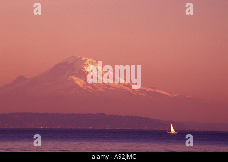 Mount Rainier Puget Sound Washington STATI UNITI D'AMERICA Foto Stock