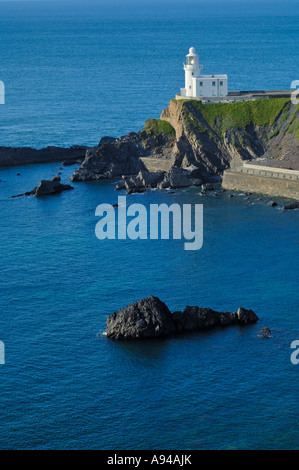 Hartland Point Lighthouse sulla penisola di Hartland Costa del patrimonio in North Devon, in Inghilterra. Foto Stock