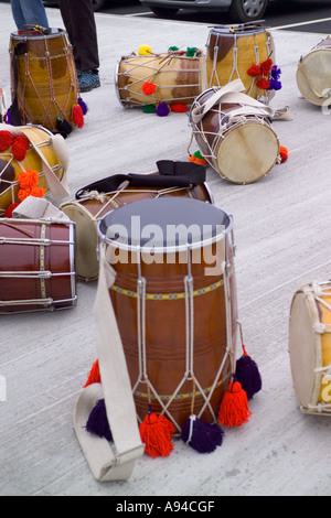 Vaisakhi festival a Gravesend Kent con sfilata e la folla Foto Stock