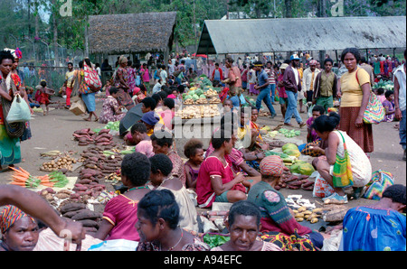 Mercato Goroka Highlands orientale provincia di Papua Nuova Guinea Foto Stock