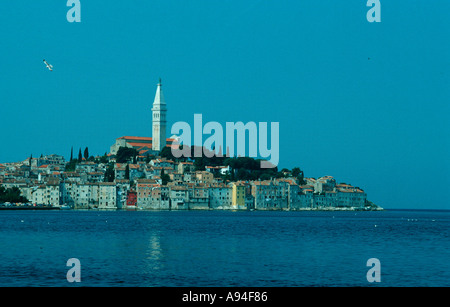 Vista da cartolina Rovigno Croazia Foto Stock