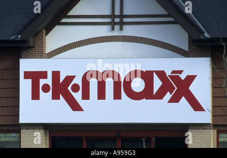 T K Maxx segno sullo store, Northampton, Northamptonshire, England, Regno Unito Foto Stock