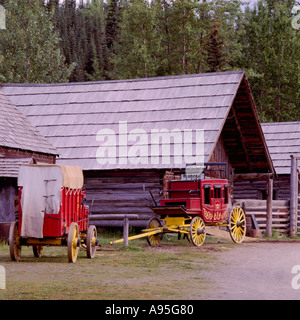 Carrelli di portata storica nella restaurata storica Gold Rush città di Barkerville nel Cariboo regione della Columbia britannica in Canada Foto Stock