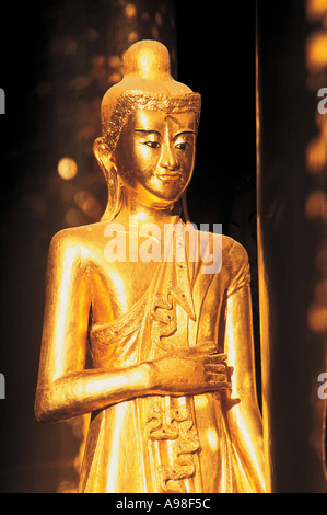 Close up della statua di Buddha MYANMAR Birmania Foto Stock