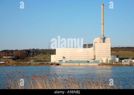 Centrale nucleare Kruemmel accanto al fiume Elba vicino Geesthacht nella Germania settentrionale Foto Stock