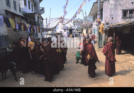 I monaci buddisti a Namo Buddha nella valle di Kathmandu in Nepal Foto Stock