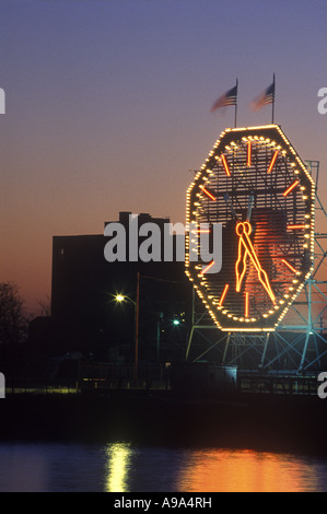 Edificio COLGATE OROLOGIO JERSEY CITY WATERFRONT NEW JERSEY USA Foto Stock