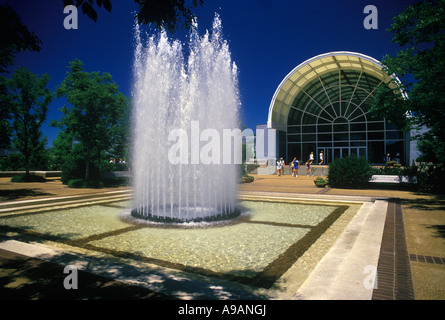 Fontana del giardino botanico del Missouri ST Louis nel Missouri USA Foto Stock