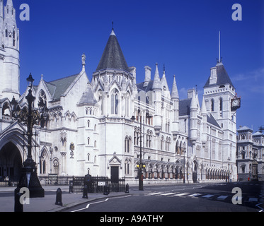 ROYAL Courts of Justice STRAND HOLBORN Londra Inghilterra REGNO UNITO Foto Stock