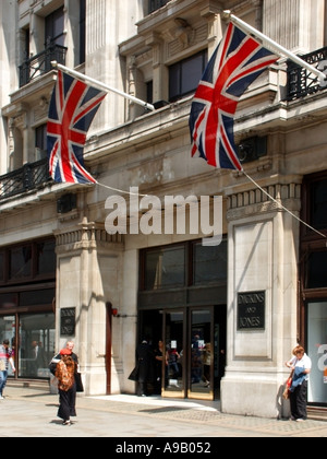 City of Westminster W1 Regent Street Dickens e Jones department store entrata principale Foto Stock