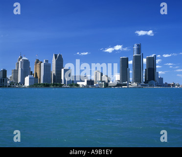 SKYLINE DEL CENTRO Fiume Detroit DETROIT MICHIGAN STATI UNITI Foto Stock