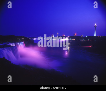 LIGHT SHOW Americano delle Cascate del Niagara NEW YORK STATI UNITI D'AMERICA Foto Stock