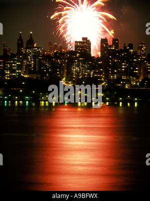 Fuochi d'artificio Upper West Side di Manhattan A NEW YORK CITY USA Foto Stock