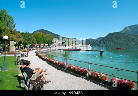 Lakeside in St Gilgen, lago di Wolfgang, Salzkammergut, Austria Foto Stock