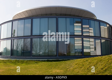 Sede centrale mondiale e un centro di distribuzione di WHSmiths Greenbridge in Swindon Foto Stock