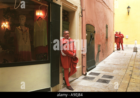 Les Bravades Bravade Festival annuale 16 17 e 18 maggio Saint Saint Tropez Sud della Francia. 2005 Foto Stock