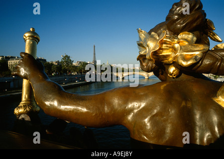 Parigi Francia Pont Alexandre III Foto Stock
