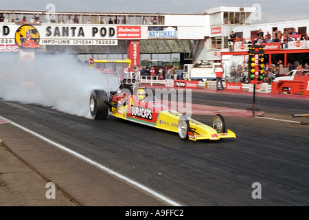 Alcool superiore drag racing car a santa pod raceway Inghilterra Foto Stock