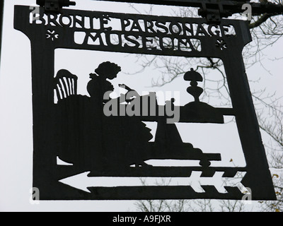 Bronte Parsonage Museum segno haworth yorkshire England Regno unito Gb Foto Stock