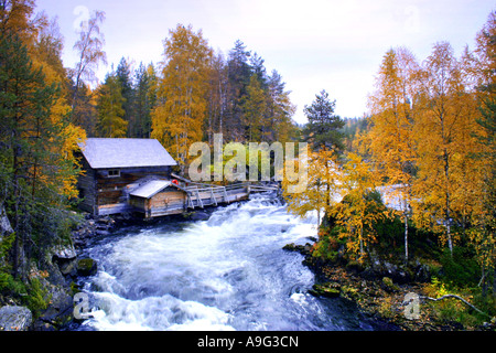 Cascata Myllykoski, Finlandia, Oulu, Kuusamo Foto Stock