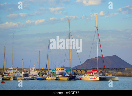 Corralejo (Isla de Lobos in background), Fuerteventura, Isole Canarie, Spagna Foto Stock