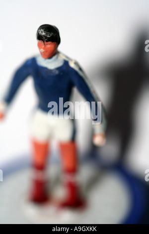 Subbuteo® Replica Scozia calcio balilla Player Lifesize con ombra Foto Stock