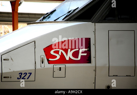 SNCF ferrovie nazionali logo sul TGV il treno ad alta velocità in Francia 2007 Foto Stock