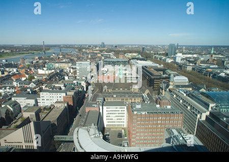 Vista di Duesseldorf, nella Renania settentrionale-Vestfalia, Germania Foto Stock