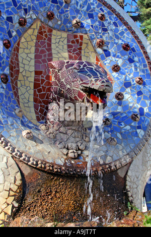 Barcellona Parco Guell lizard fontana di Antoni Gaudí Catalonia Spagna Europa Foto Stock