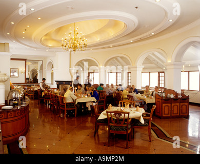 Ristorante nella contea di tè MUNNAR KERALA Foto Stock