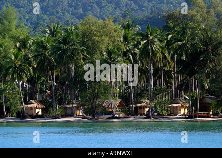 Capanne su Ko Chang Thailandia Foto Stock