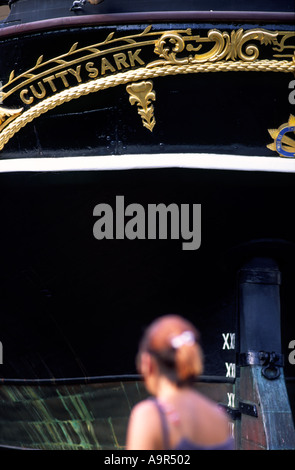 La poppa del 1869 Cutty Sark tea clipper nave a vela ormeggiata a secco in Greenwich Londra Inghilterra REGNO UNITO Foto Stock