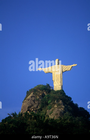 CORCOVADO CRISTO REDENTORE STATUA (©PAUL LANDOWSKI 1922) DI RIO DE JANEIRO IN BRASILE Foto Stock