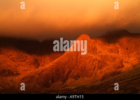 Tramonto sulla Cuillin da Glen fragili. Foto Stock