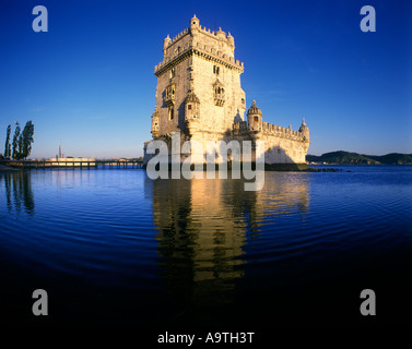 La Torre di Belem FIUME TAGUS Lisbona PORTOGALLO Foto Stock