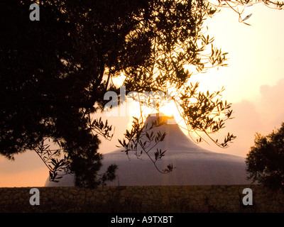 Tramonto dietro il santuario del libro presso il Museo di Israele a Gerusalemme Israele Foto Stock