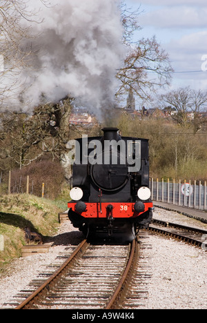 A1X (TERRIER) Classe 0-6-0T n. W11 'NEWPORT' sull'Isola di Wight steam railway Foto Stock