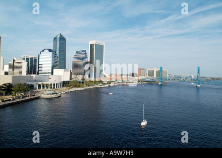 Il Jacksonville Landing Riverfront river walk di ricreazione e di area di intrattenimento nella città di Jacksonville in Florida FL Foto Stock