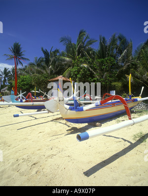 Canoe Outrigger Sanur Beach Bali Indonesia Foto Stock