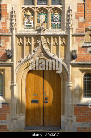 Università di Cambridge ornati in ingresso al masters lodge di Selwyn College Foto Stock