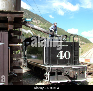 Georgetown-Loop ferrovia nel mulino, motore a vapore, il riempimento di acqua, STATI UNITI D'AMERICA, Colorado, pennacchio di argento, Lug 04. Foto Stock