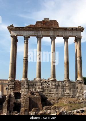 Tempio di Saturno Foro Romano Roma Italia Foto Stock