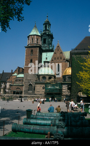 Cattedrale di Wawel nella Piazza della città Vecchia, Cracovia, Polonia, Europa Foto Stock