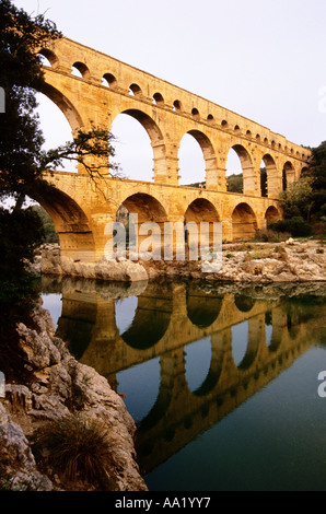 Francia, Pont du Gard Foto Stock