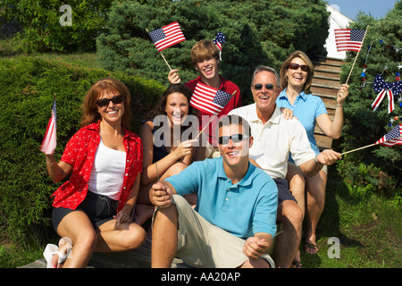 Famiglia celebra il 4 di luglio, Belgrade Lakes, Maine, Stati Uniti d'America Foto Stock