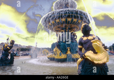 Francia, Parigi, fontana sulla Place de la Concorde Foto Stock