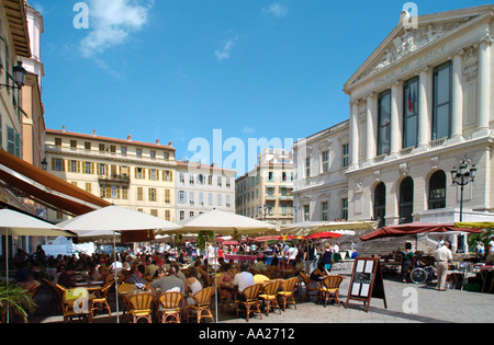 Ristoranti al di fuori del Palais de Justice, Old Town (Vieux Nice, Nice, Francia Foto Stock