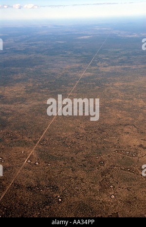 Antenna con martello dritta strada nord del Botswana Sud Africa Foto Stock