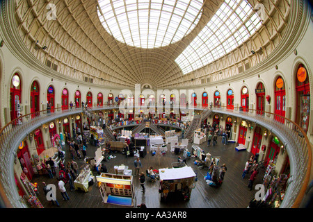 Il Corn Exchange shopping center, Leeds, Regno Unito Foto Stock