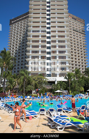 Hyatt Regency Hotel e piscina, Acapulco, Guerrero Membro, Messico Foto Stock